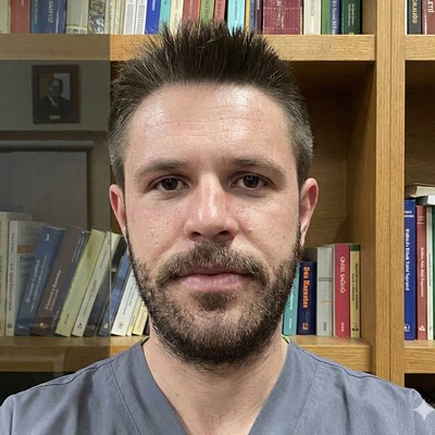 Uzm. Dr. Rıfat Burak Ergül